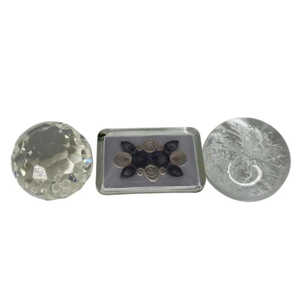 Vtg Mixed Crystal Glass Art Paperweight Lot of 3‎ Paper Quilled, Faceted, Domed